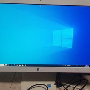 LG전자 22V240 일체형 PC 데스크탑 저렴히 팝니다 사무용 인강용 인텔