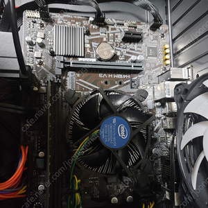 기가바이트 h410m h v3 메인보드 팝니다.