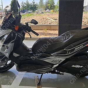 xmax300 22년식 팝니다
