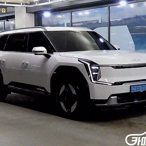 [기아]EV9 4WD 어스 2024 년 전기 중고차 전액할부 중고차리스 중고차수출
