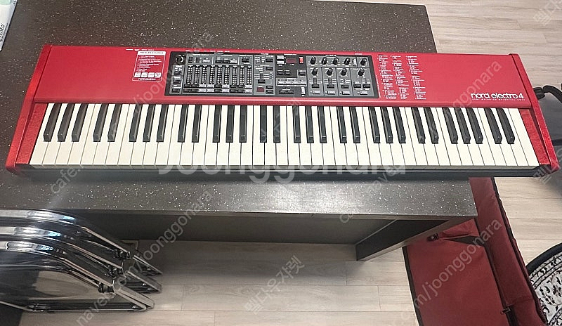 [판매] Nord Electro 4 SW73 / 상태 ...--0