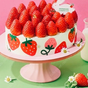 투썸 생딸기 듬뿍 우유 생크림 팝니다.