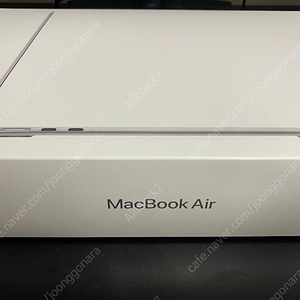 맥북M4실버 13.6인치 램16기가 256gb 3시간정도 사용