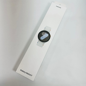 미개봉 새상품 갤럭시 워치7 실버색상 44MM 24만원 판매합니다.