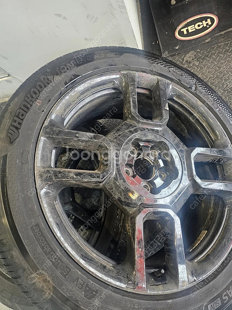 ev9 21인치 휠및캡 판매합니다--0
