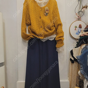 수입 모헤어 케이블 가디건 . 산드로 슬랙스