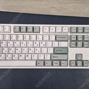 한성 GK798 PRO 메탈화이트 문라이트토독 기계식 키보드 팝니다