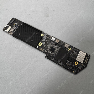 애플 맥북 에어 13인치 A2179 로직보드 메인보드.