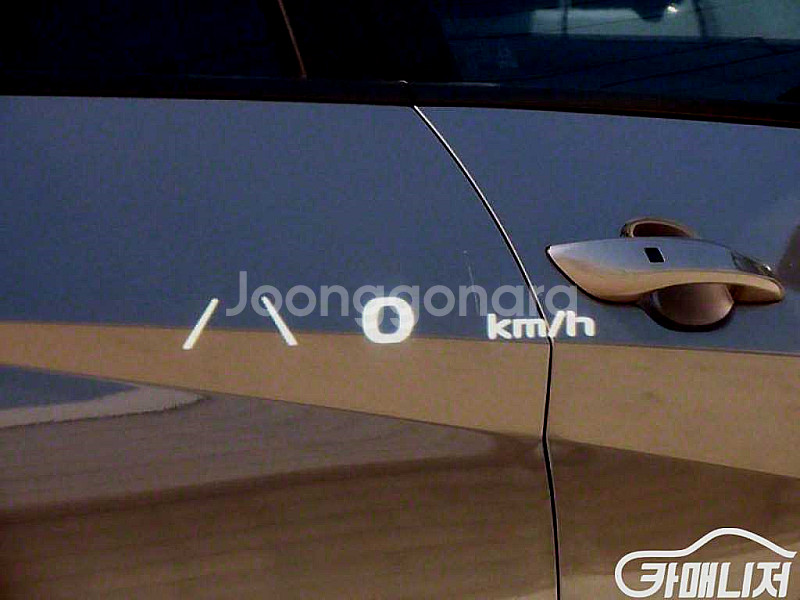 [기아]EV6 롱레인지 어스 2022 년 전기 중고차 전액할부 중고차리스 중고차수출--1