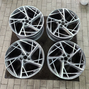 ​제네시스G90 RS4 20인치 순정휠 판매
