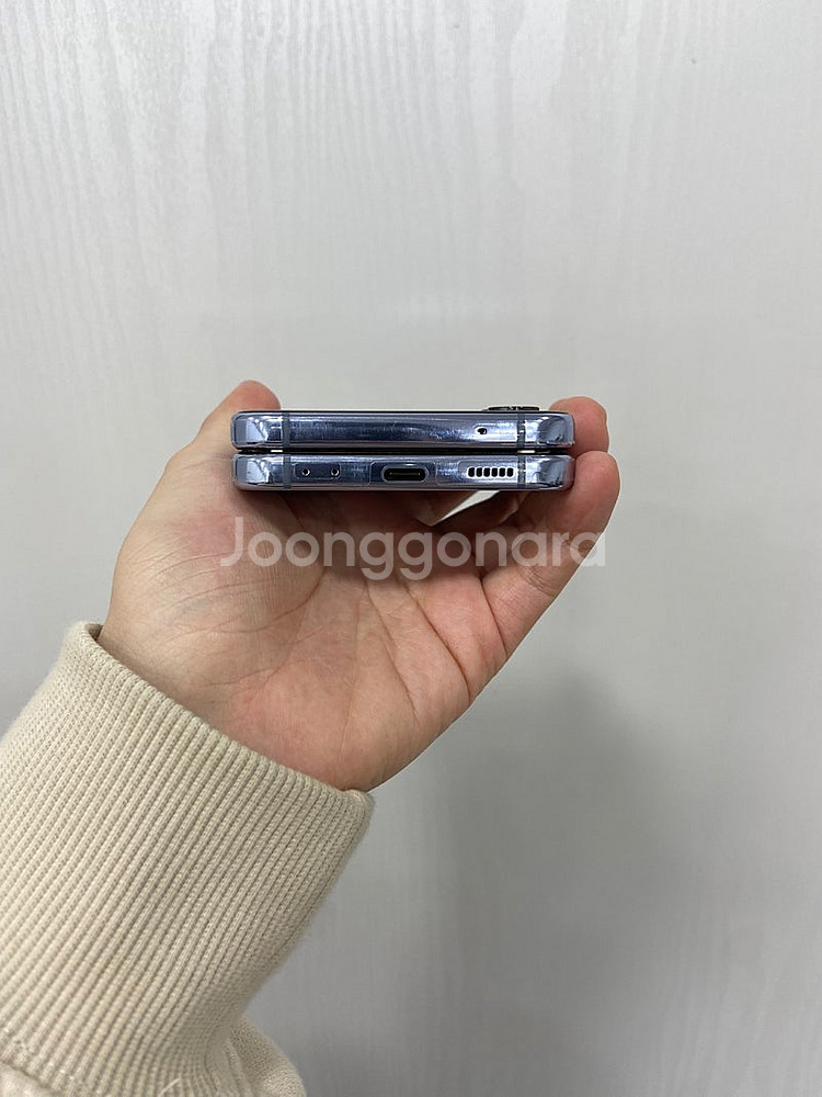 70662 A급. 갤럭시Z플립4 256기가 블루 삼성리...--4