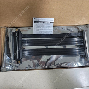 SilverStone RC05 PCIe 4.0x16 라이저 케이블
