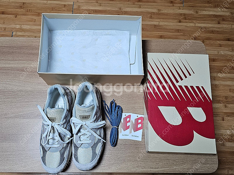 뉴발란스 992 문락 머쉬룸 250사이즈 l (25--0