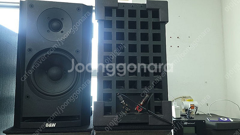 영국산 B&W DM302--1