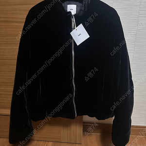 구호 24fw.구스 숏 패딩 판매합니다. 재가격인하