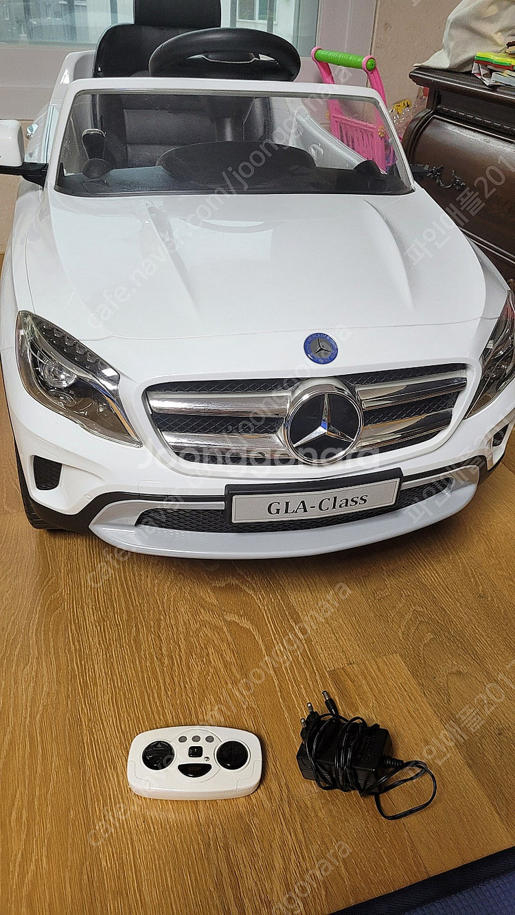 벤츠 GLA Class PU바퀴 전동차 RC--0