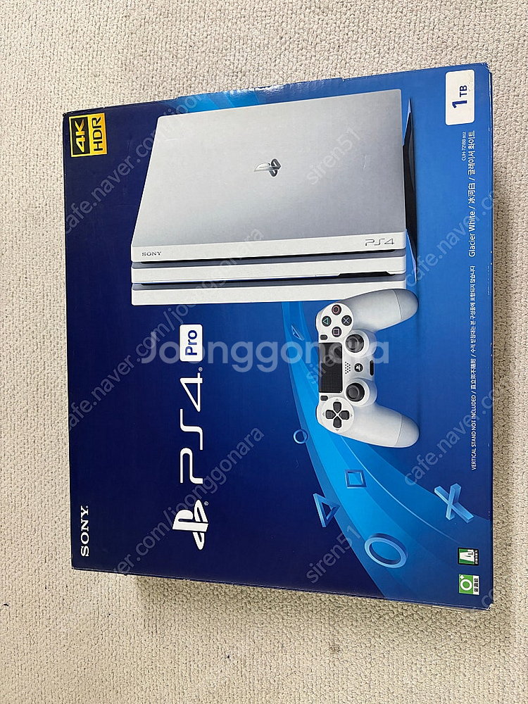 PS4 Pro 화이트 1TB, 스틱2개, 타이틀3개 포...--3