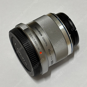 올림푸스 12 2.0 & 45 1.8 OLYMPUS