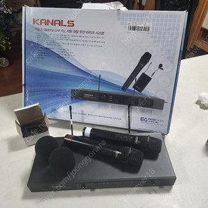 KANALS카날스 무선 마이크 bk 8200 핸드마이크