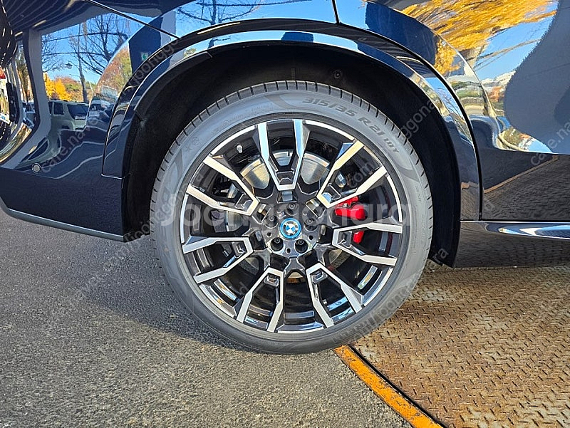 X5 50E 21인치 휠 타이어세트로 판매합니다.--2