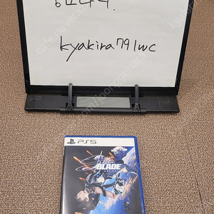 플스5 / PS5 스텔라 블레이드 게임시디 판매 (직거래) (택포)