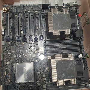 ASUS WS C621E SAGE+쿨러 삽니다.