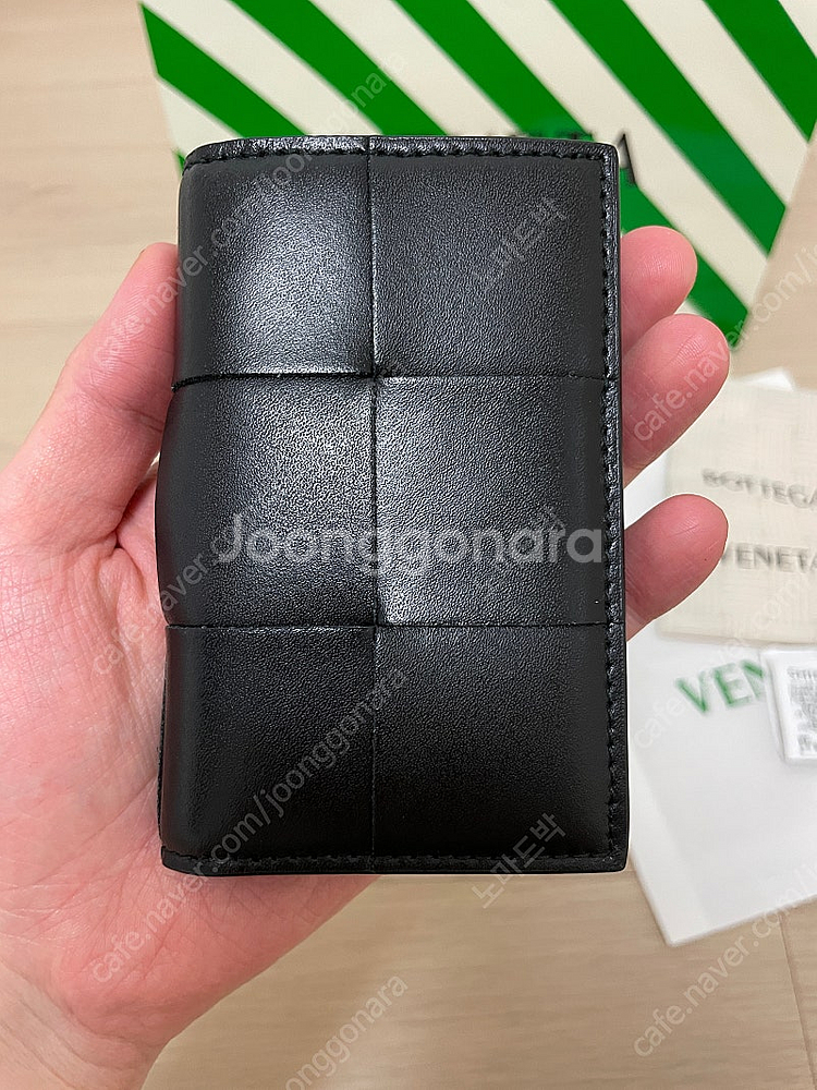 보테가베네타 카세트 카드지갑 블랙 팝니다--1