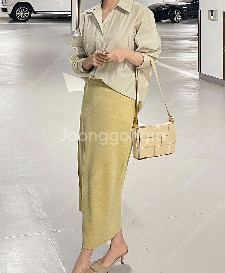 보웬 니트 스커트 팝니다.--2