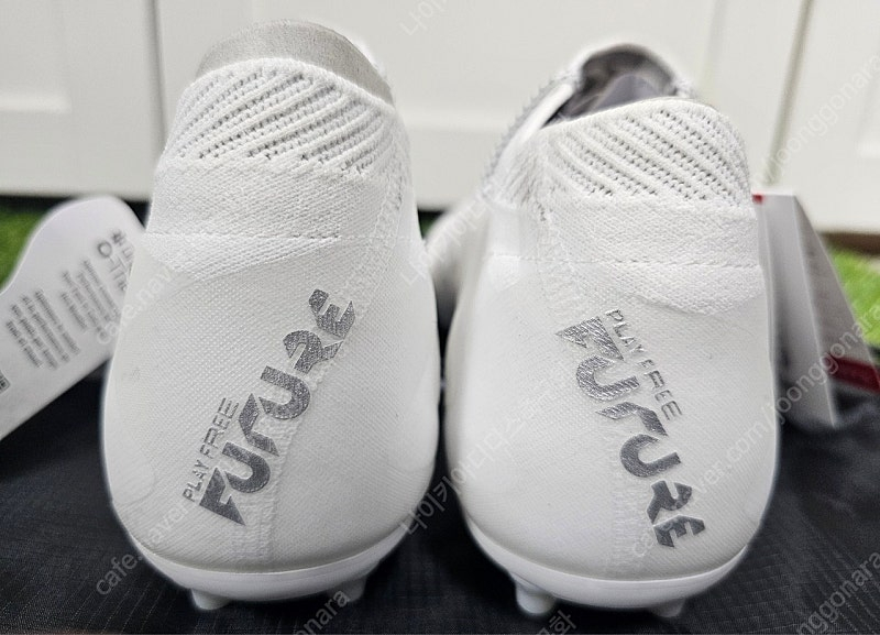 [한정수량타임세일]푸마 퓨처8 얼티메이트 MG White Out팩--3