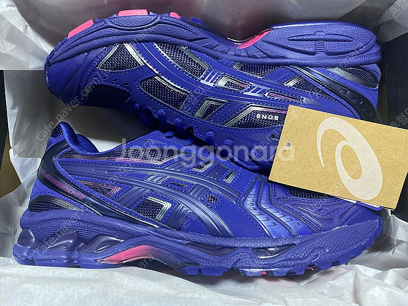 아식스 젤카야노14 8on8 사이즈255--0