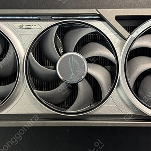 ASUS ROG Astral 지포스 RTX 5080 OC D7 16GB 인텍앤컴퍼니 (아스트랄) 판매합니다.