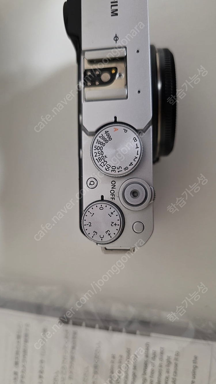 후지필름 x-e4 실버 이미지