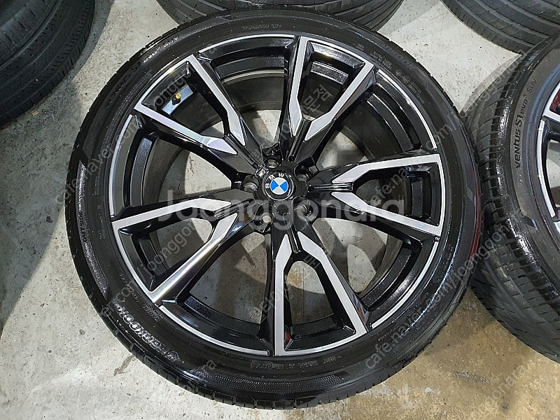 # BMW 755M X7 G06 22인치 정품 휠타이어...--2