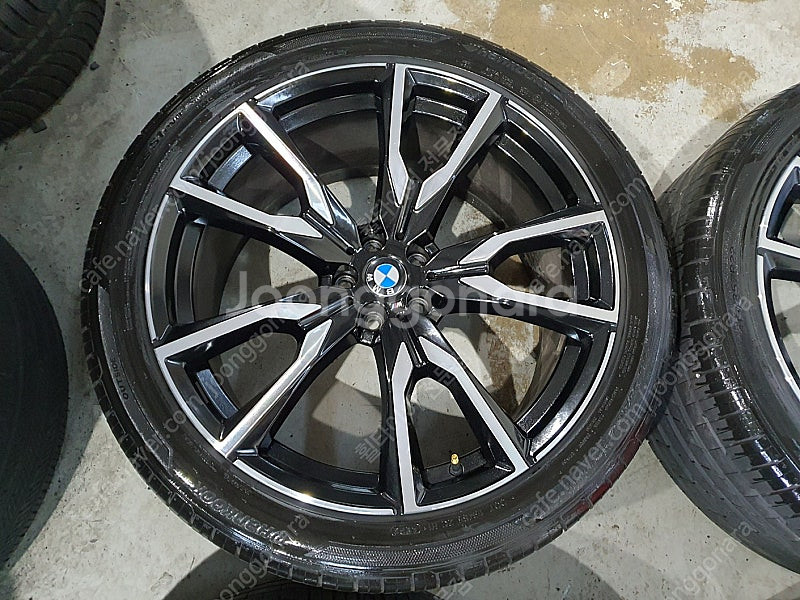 # BMW 755M X7 G06 22인치 정품 휠타이어...--3