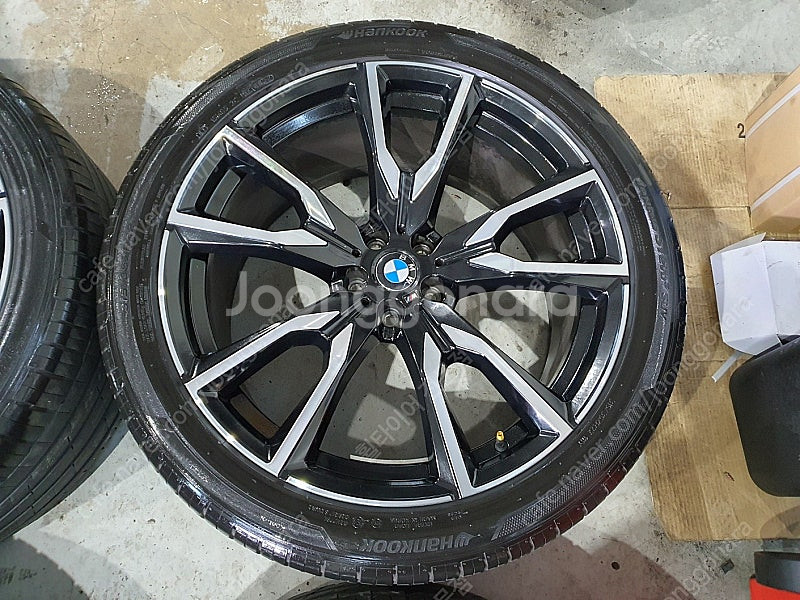 # BMW 755M X7 G06 22인치 정품 휠타이어...--4