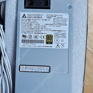 flex 1u 500w pc power supply full modular itx sff용 입니다. (220V전원케이블 미포함)
