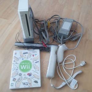닌텐도 위 Wii 1인 세트 판매합니다.