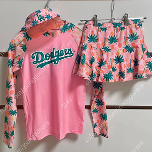 엠엘비키즈 mlbkids 래쉬가드 여아 수영복 140/130