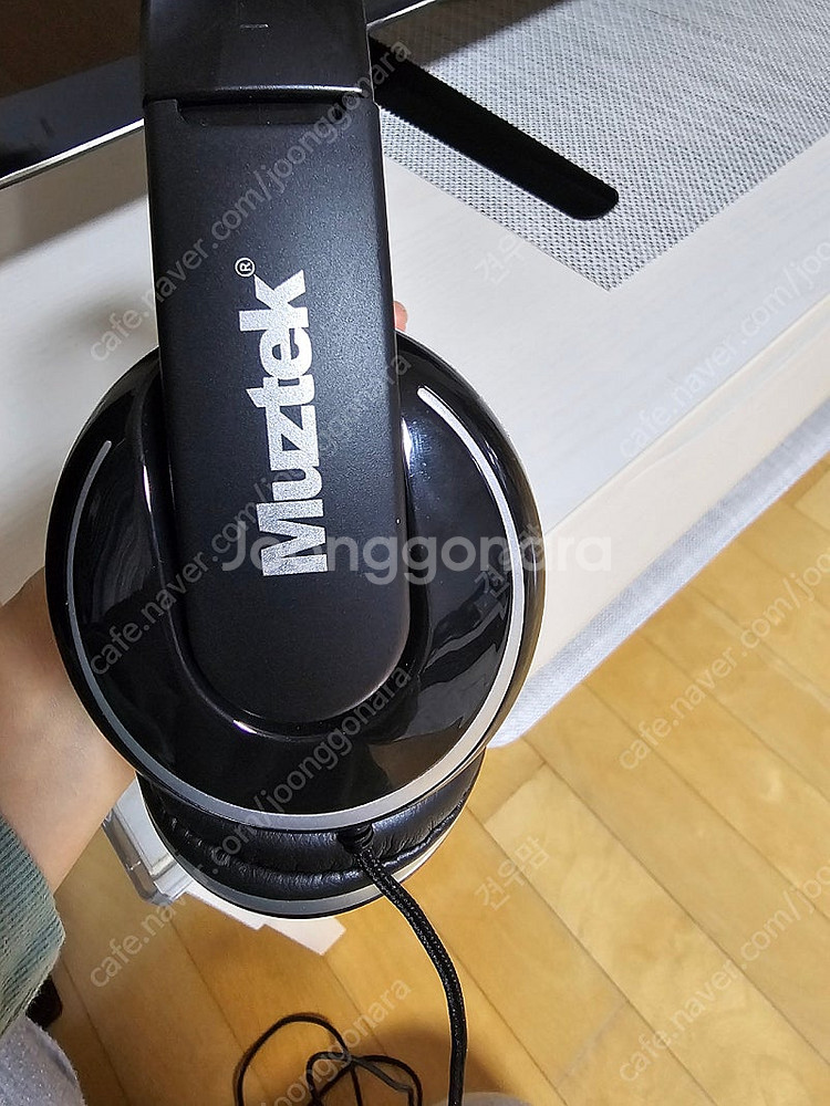 롤랜드 전자목건피아노 LX705--2