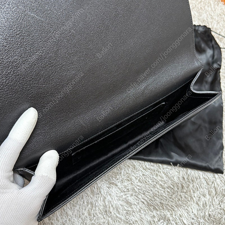 정품 입생로랑 벨드쥬르 클러치 가방 이미지