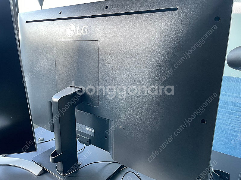LG 4k 43인치 모니터 43un700--1