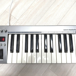 acorn masterkey 25 +서스테인 포함