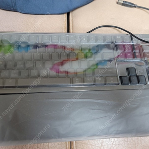 레이저 게이밍 키보드 ORNATA CHROMA RZ03 0204 팝니다..