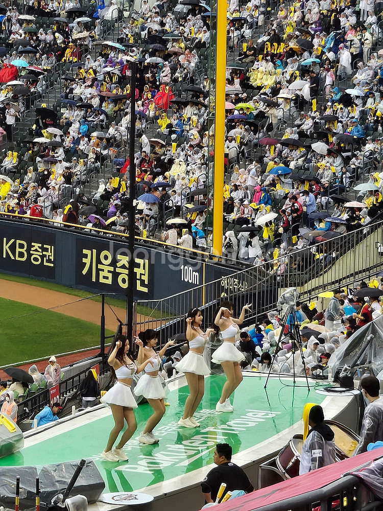 (5/2,1루 오렌지 단석)LG트윈스 vs 쓱 단석 구...--0