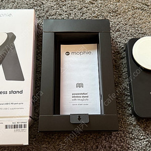 mophie 10k 맥세이프 인증 스탠드형 보조배터리 벨킨 앤커 아이폰