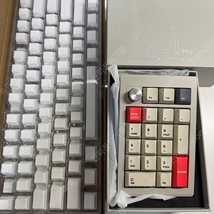 Cidoo V21pro 알미늄 넘버키보드(새상품급)+ XDA 체리프로파일 무각키캡 124키(미사용)