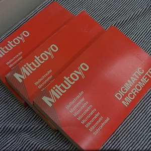 .Mitutoyo MDC5MX Micrometer 293-350 422-332 293-350