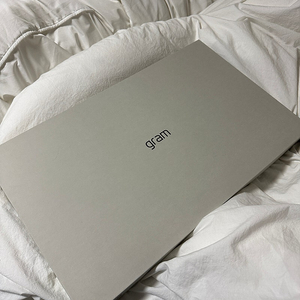 LG전자 2025 그램 Pro 16 코어Ultra5 에센스 화이트 512GB 16GB WIN11 Home 16Z90TP-KA5WK
