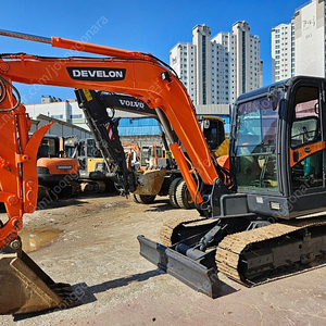 두산 SL55VS 2006년식 딱따구리집게 솔라55VS 02 중고굴삭기