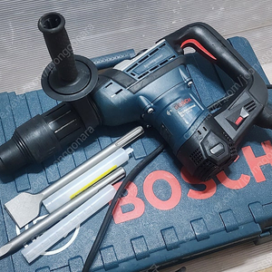 보쉬 중량 함마드릴(BOSCH/ GBH 5-40D), 보쉬파괴함마(BOSCH/ GSH 5X), 보쉬 컷소 (GSA 1300 PCE), 계양 38함마드릴(PHD-38), 마끼다 충전